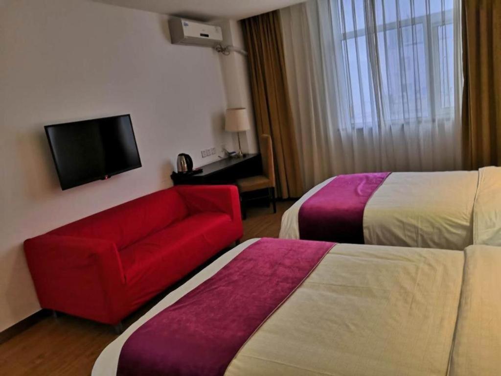 Super 8 Hotel Beijing New National Exhibition Yumin Street Exterior photo